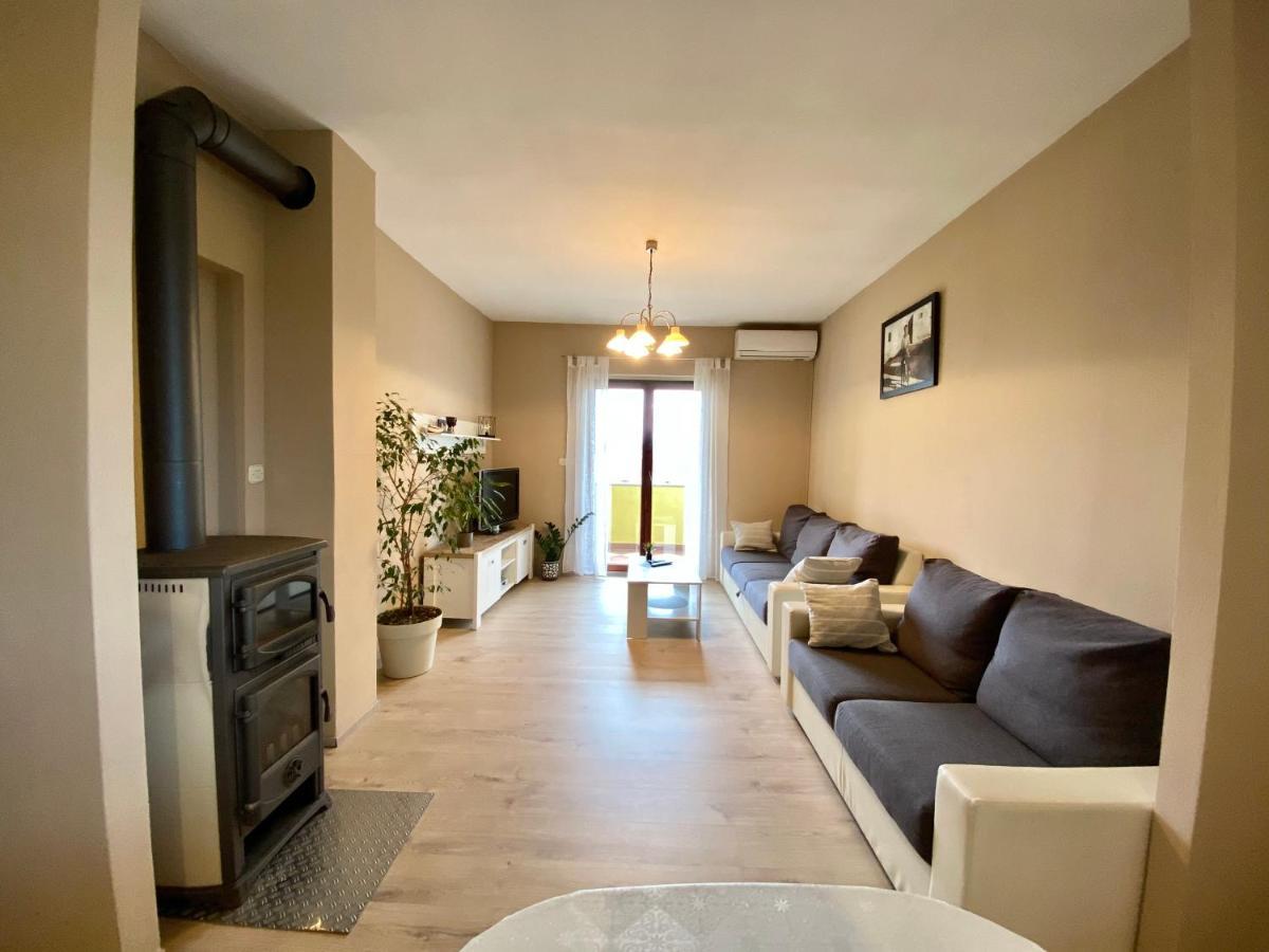 Apartment Marcella 1 Любач Екстер'єр фото