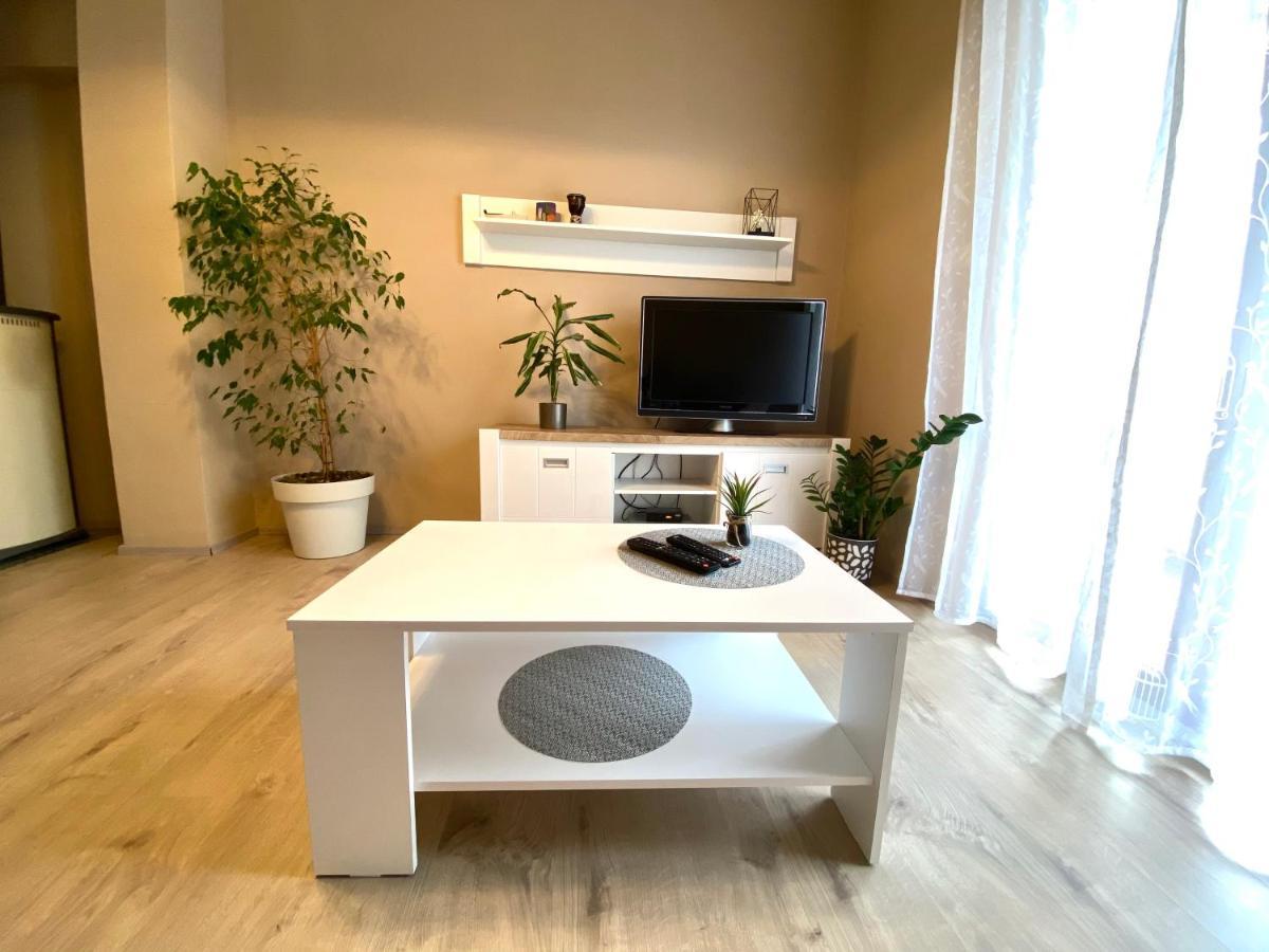 Apartment Marcella 1 Любач Екстер'єр фото