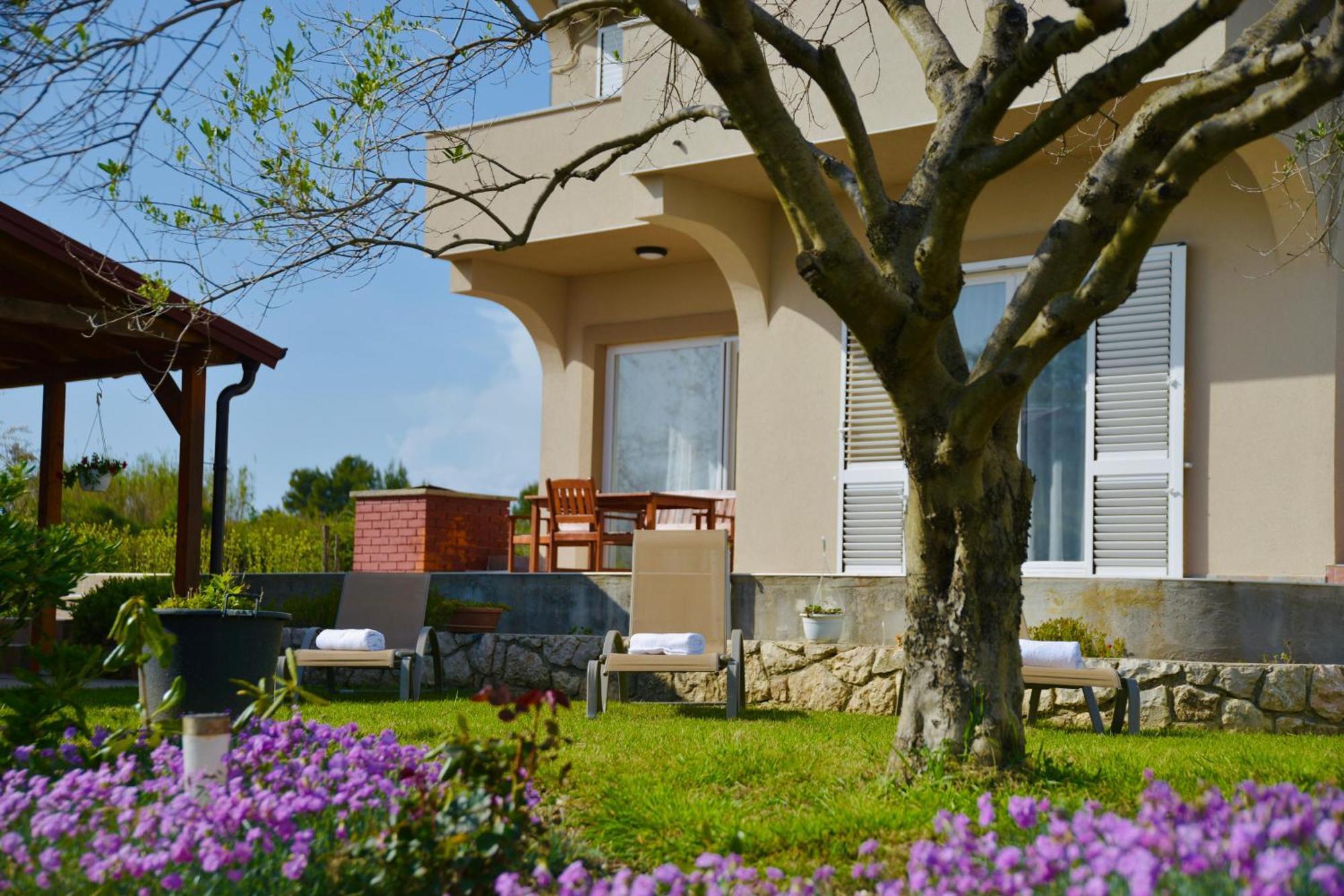 Apartment Marcella 1 Любач Екстер'єр фото