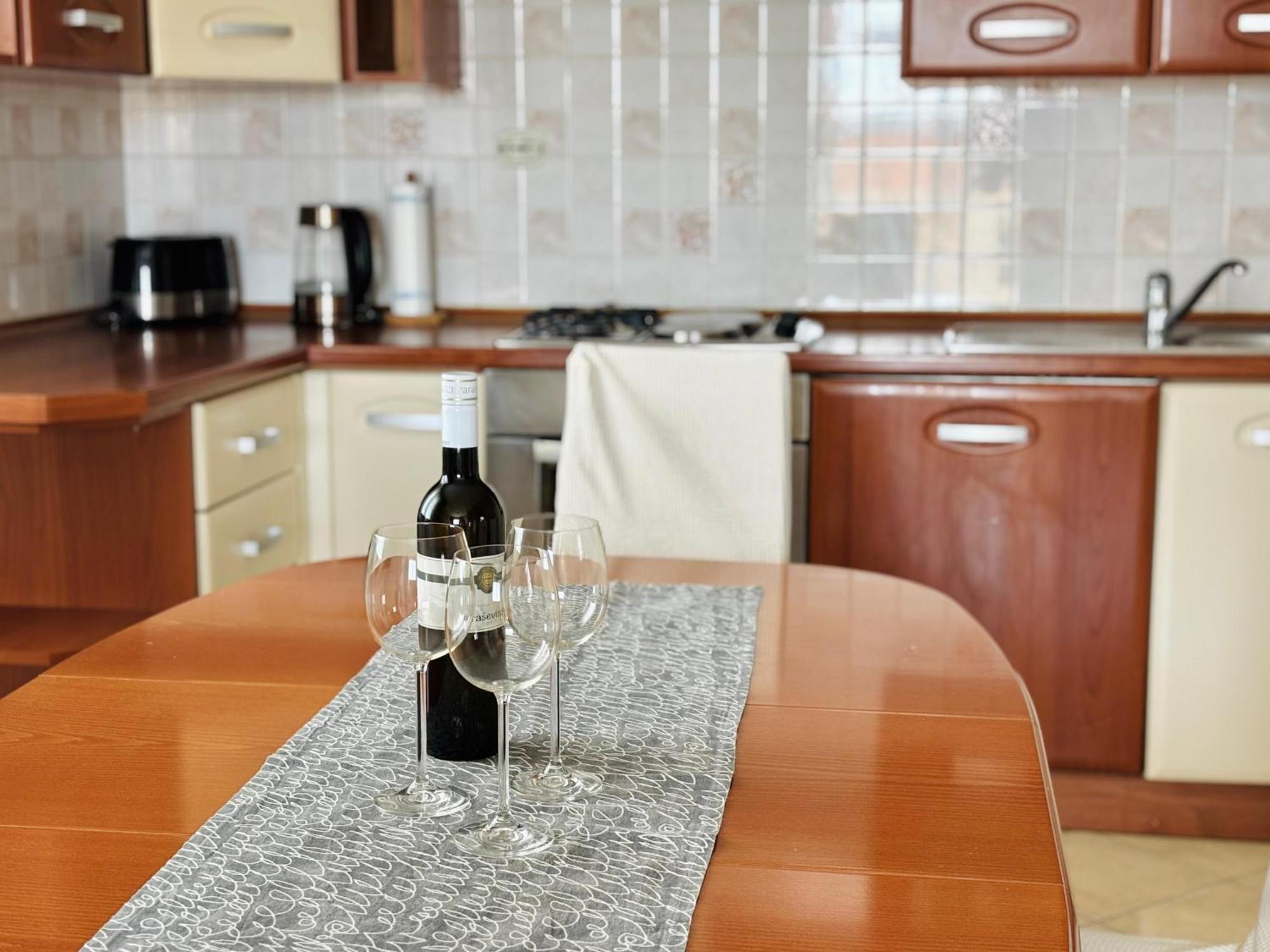 Apartment Marcella 1 Любач Екстер'єр фото