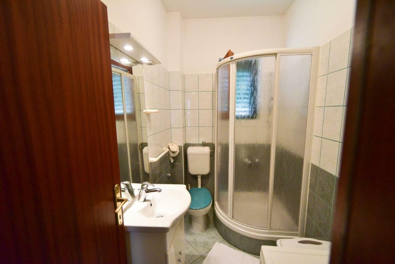 Apartment Marcella 1 Любач Екстер'єр фото